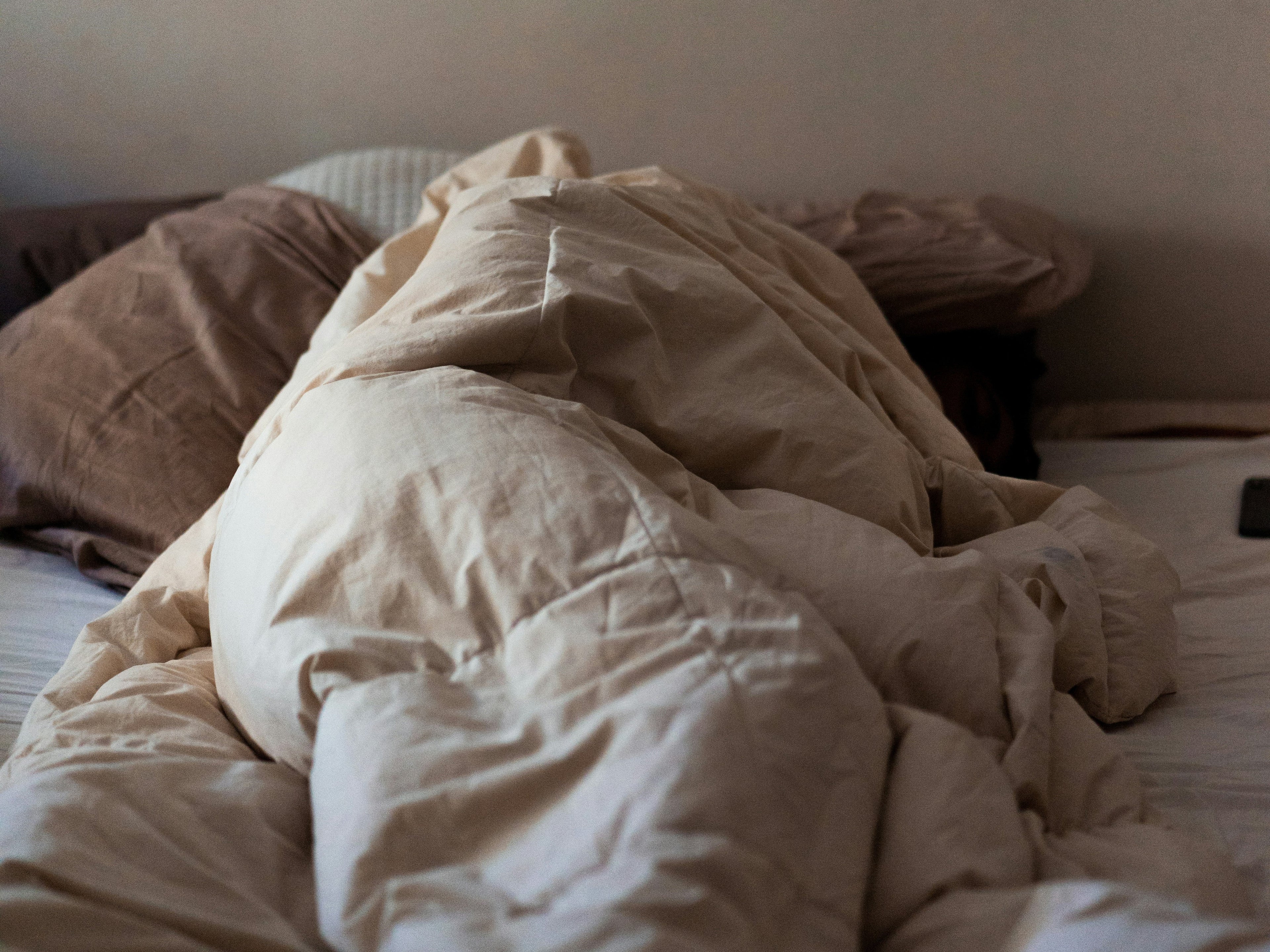 The Complete Guide to Satin Bed Sheets
