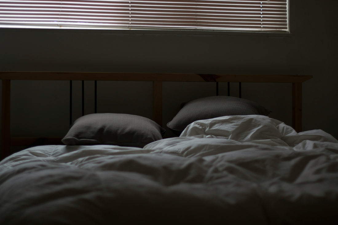 How to Wash Satin Bed Sheets (And Keep Them Flawless)