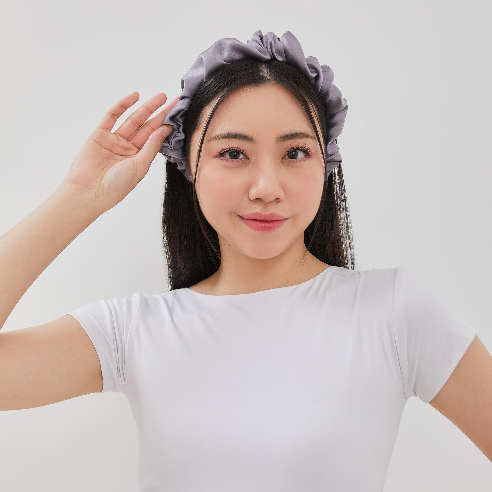 Sleeping With a Satin Headband — Should You? A Complete Guide