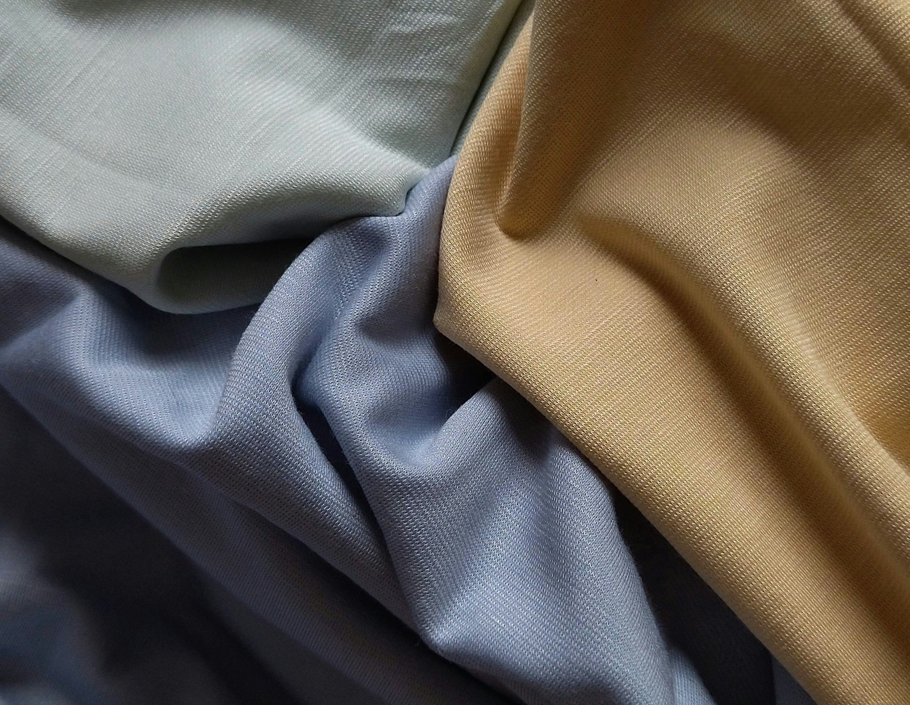 Satin Versus Silk: Understanding Two of the World's Most Luxurious Textiles