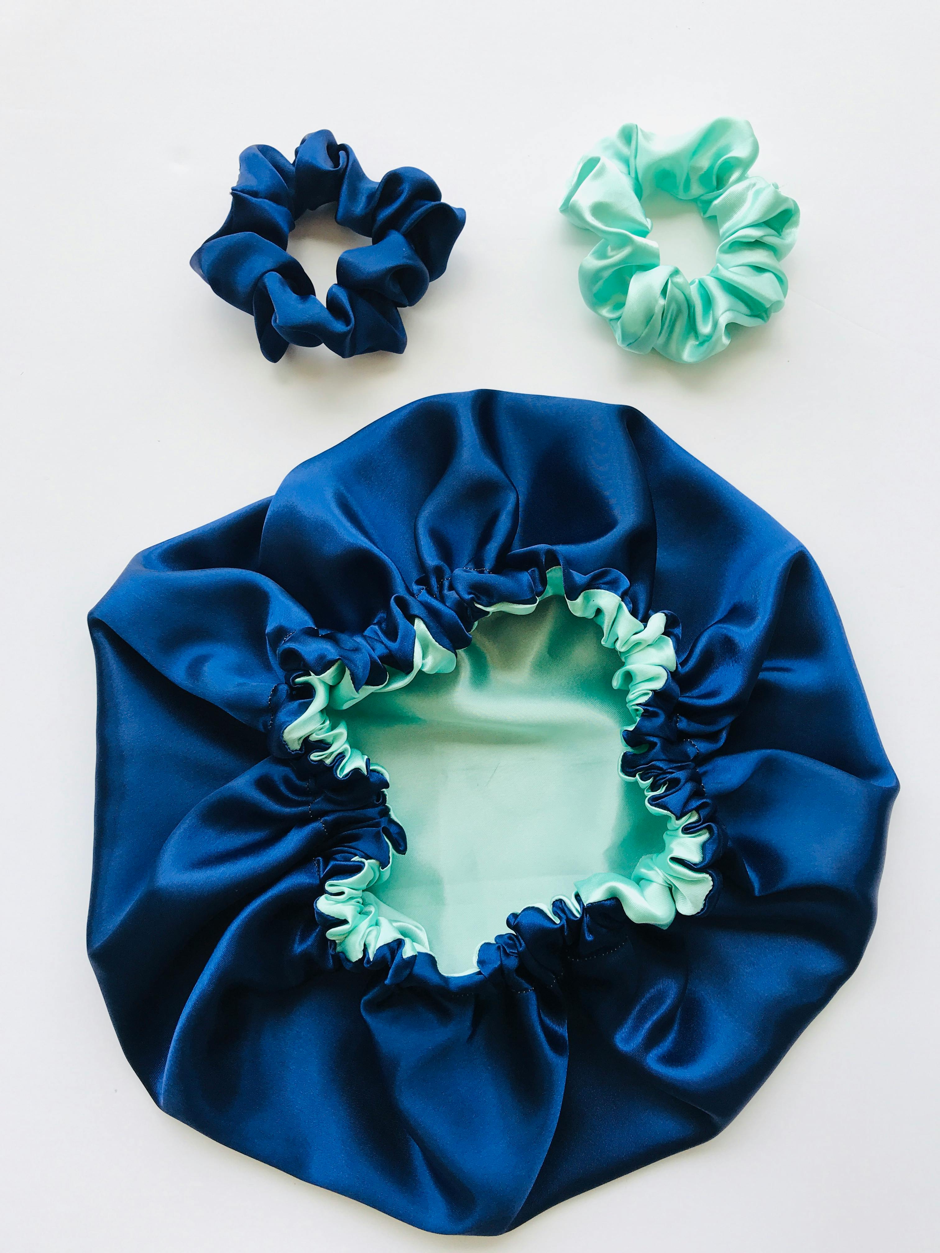 How Does a Satin Pillowcase Help Hair?