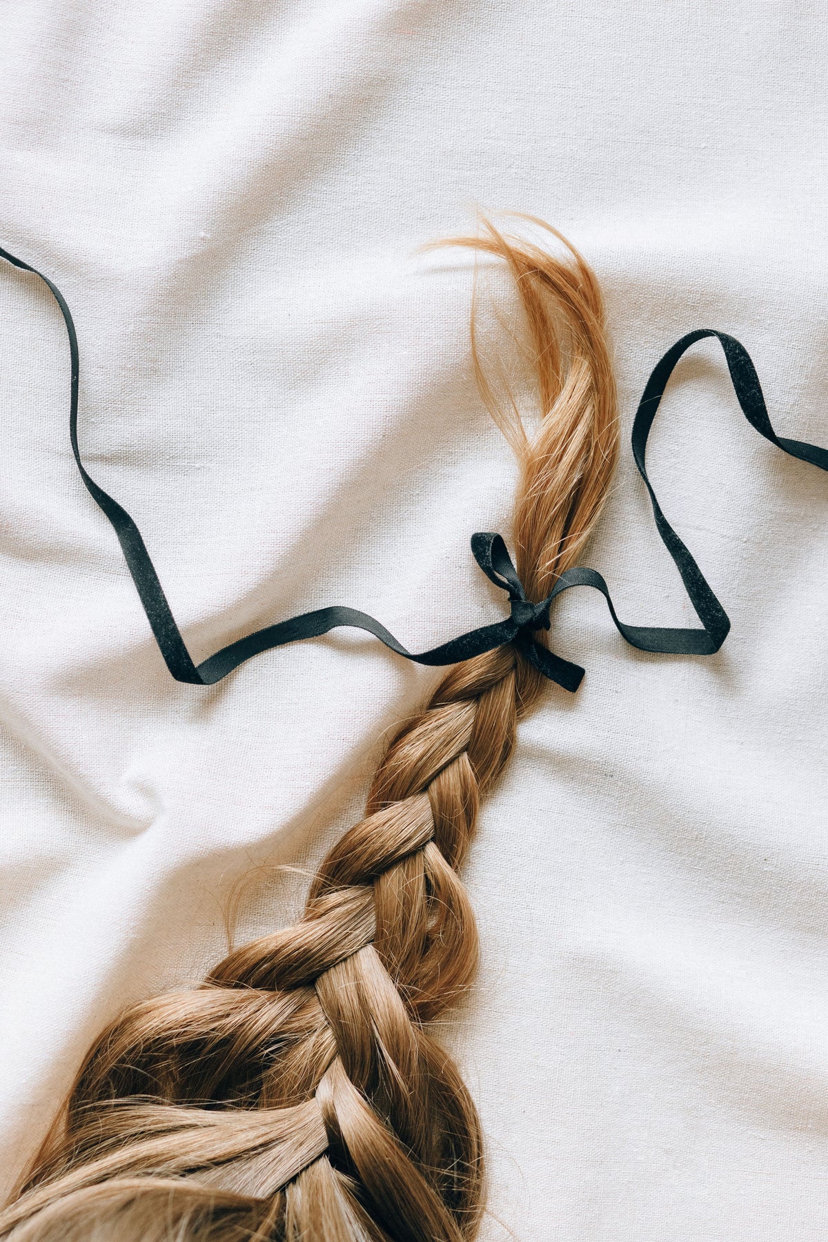 Satin for Braids, Locs, and Protective Styles—Keeping Your Style Fresh Longer