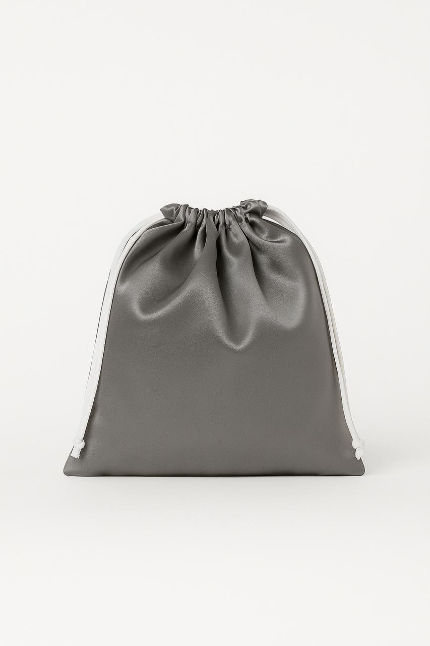 Luxury Satin Makeup Pouch – Satinera Cosmetic Bag for Travel & Daily Essentials