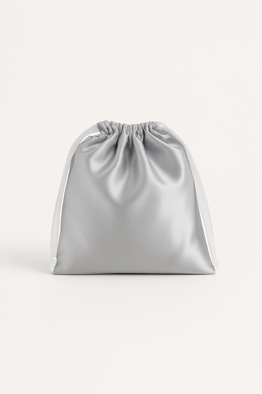 Luxury Satin Makeup Pouch – Satinera Cosmetic Bag for Travel & Daily Essentials